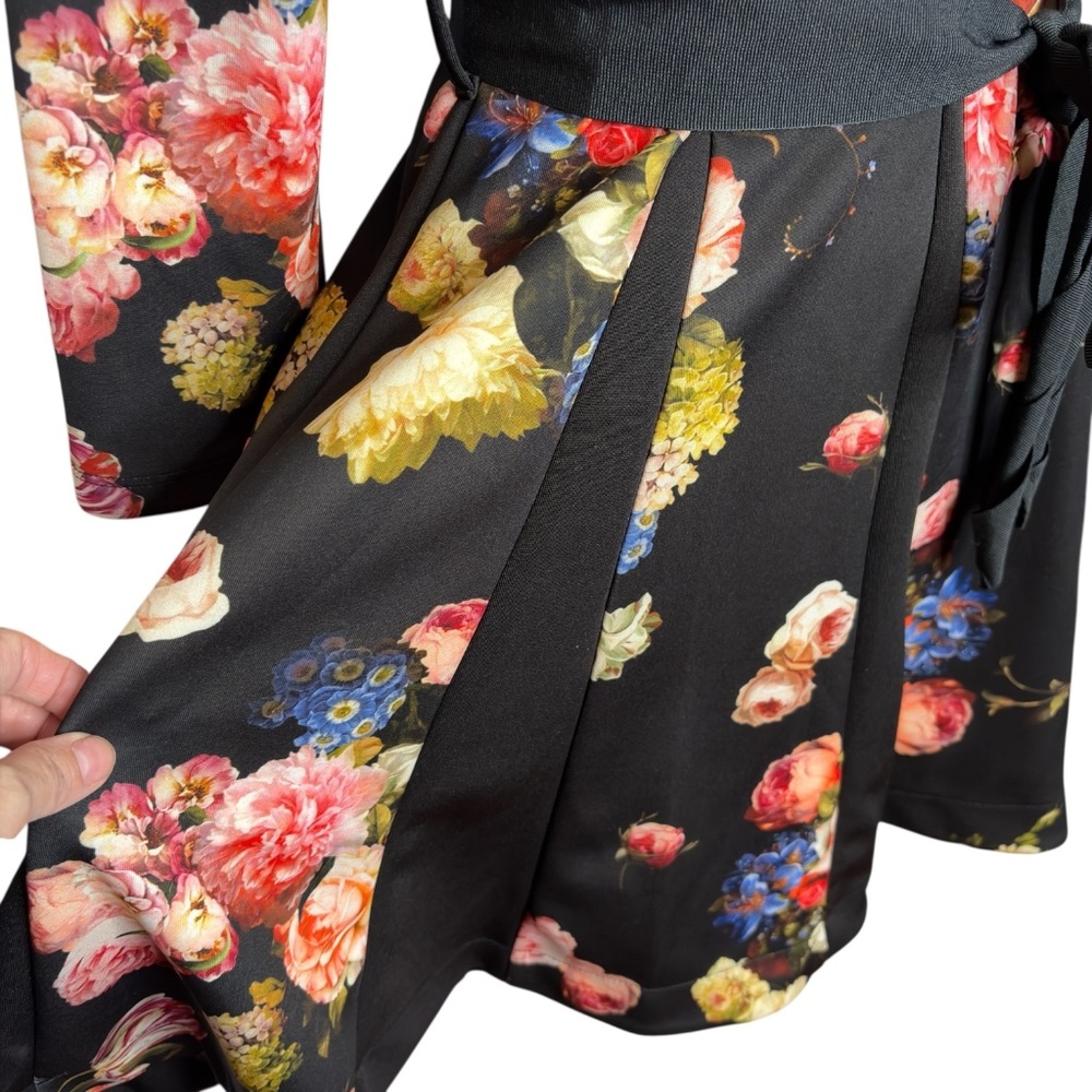 Italian Floral Scuba Dress - Picture 7 of 10